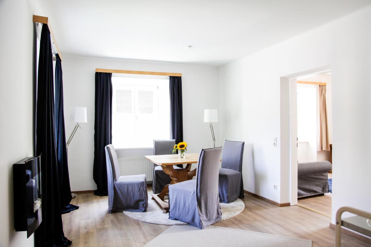 Glueck Am See - Apartment Mit Seezugang Hallstatt Luaran gambar